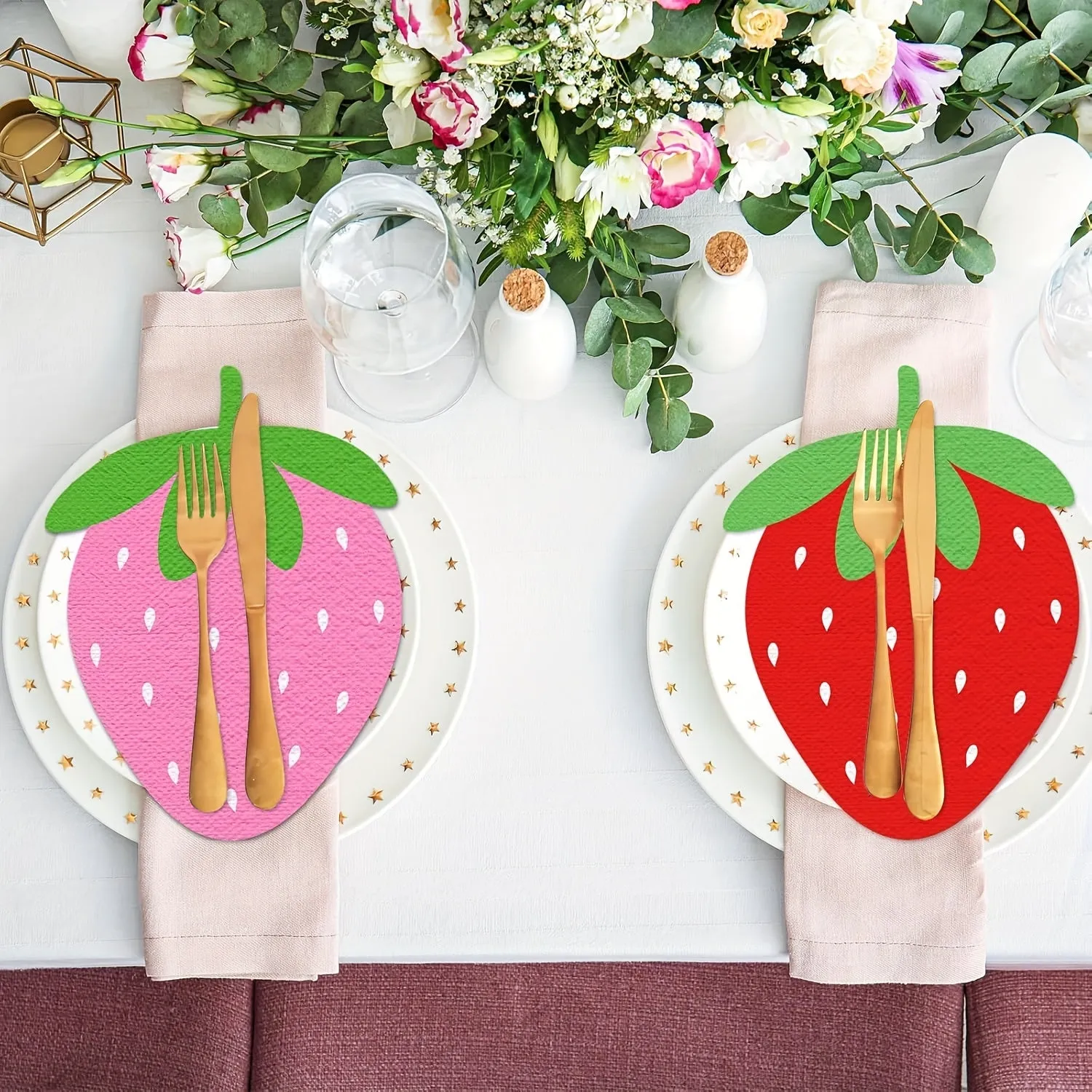 40pcs Strawberry 2-Ply Paper Napkins