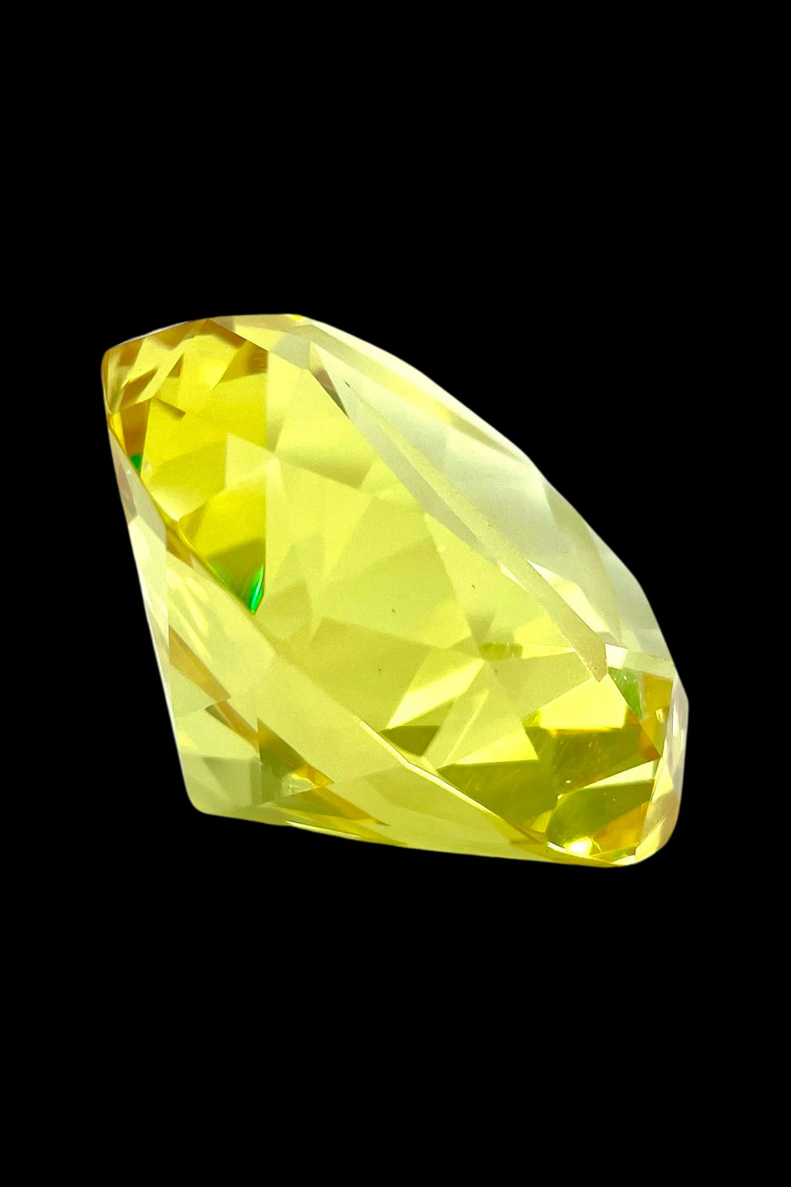 AFM Glass Diamond Spinner Cap