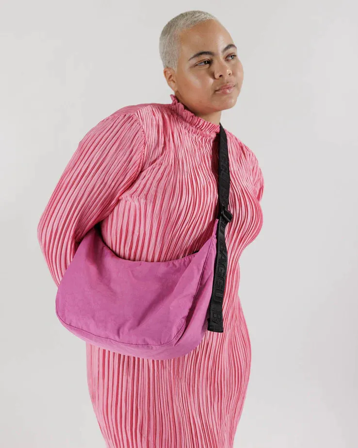Baggu Medium Nylon Crescent Bag Extra Pink