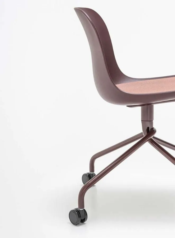 Baltic 2 Remix Chair with Swivel Base (Customizable)