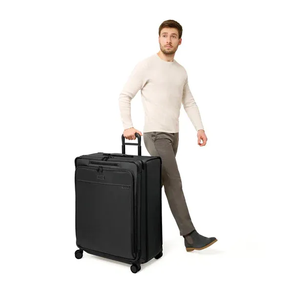 Briggs & Riley Baseline Collection Softside 31” Extra-Large Expandable Spinner- BLU131CXSP