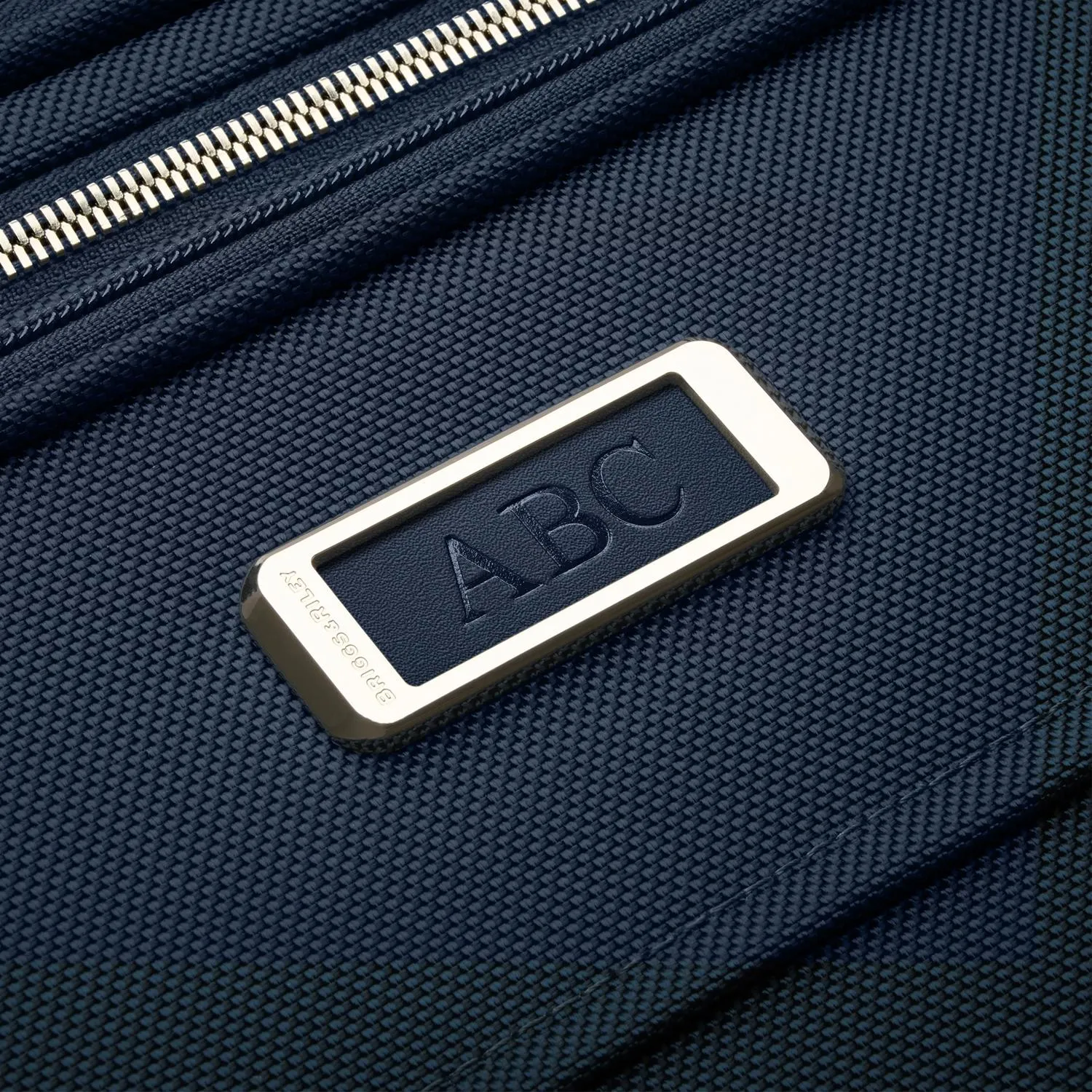 Briggs & Riley Baseline Deluxe Wardrobe Spinner