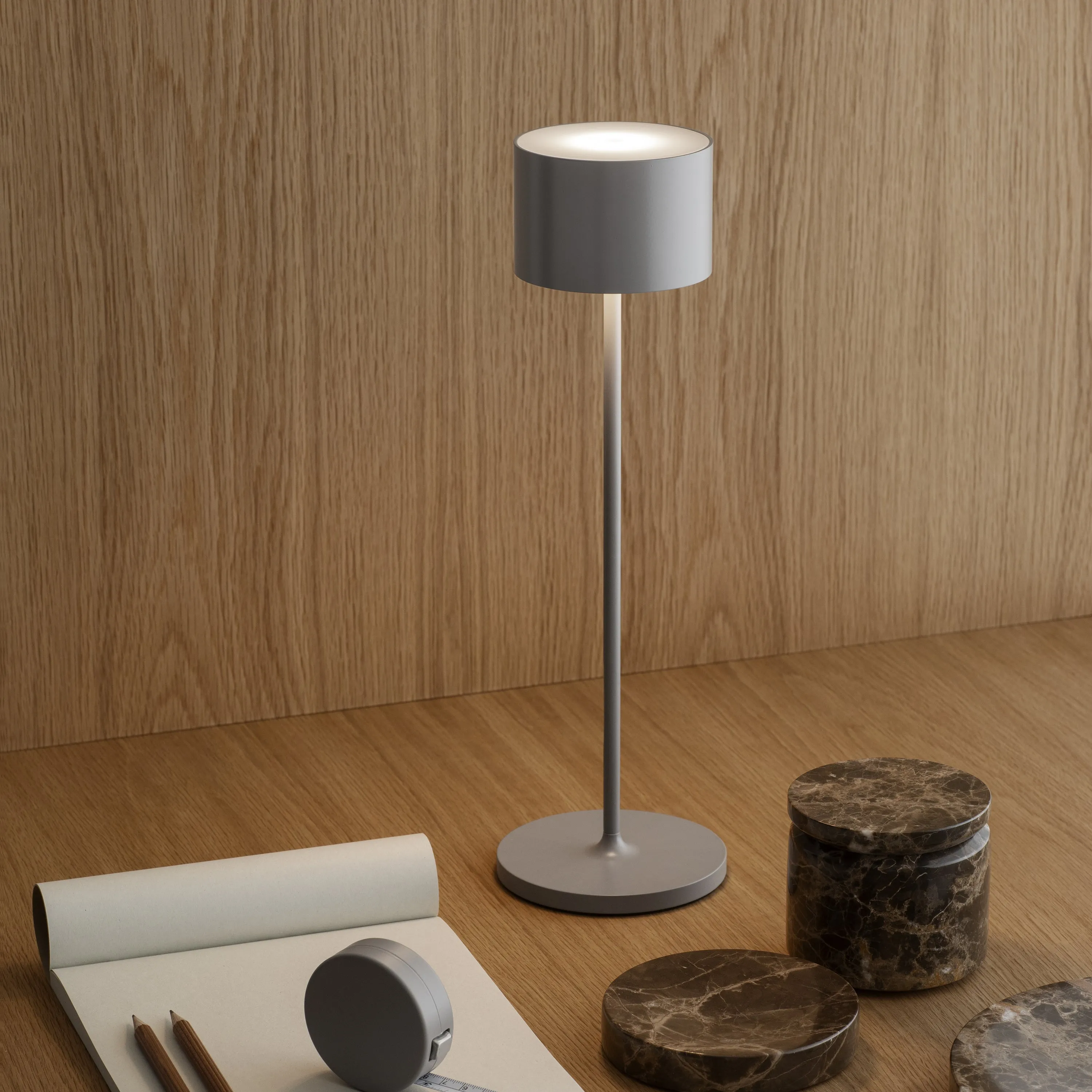 Farol Mobile Rechargeable LED Table Lamp