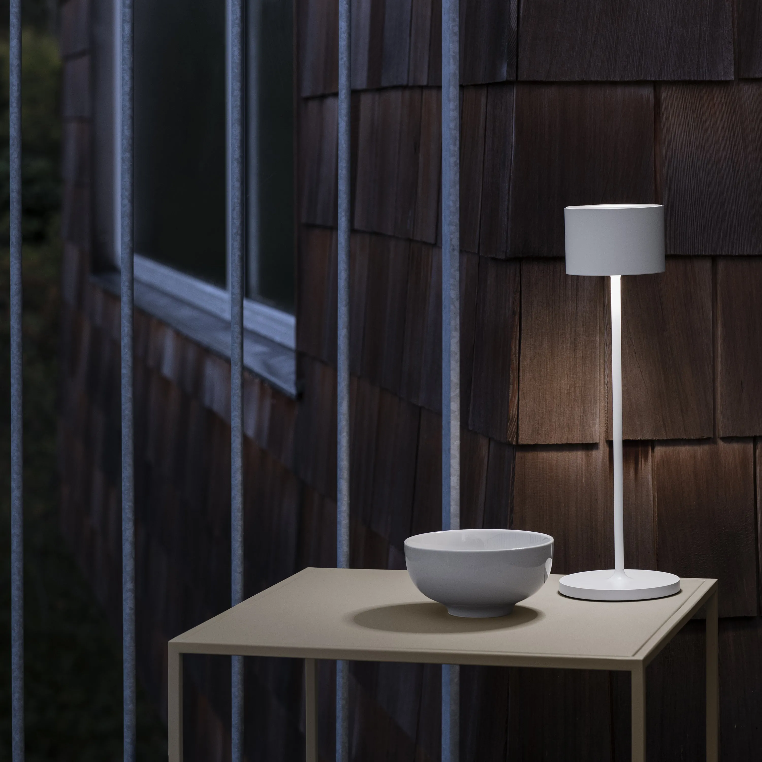 Farol Mobile Rechargeable LED Table Lamp