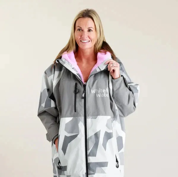 Hard Shell Robe - Arctic Camo/Pink